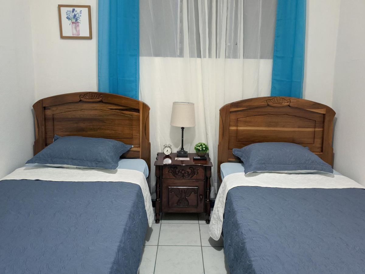 Entire Comfy Apartment For You, 5 Min Sjo Airport Alajuela Exterior foto